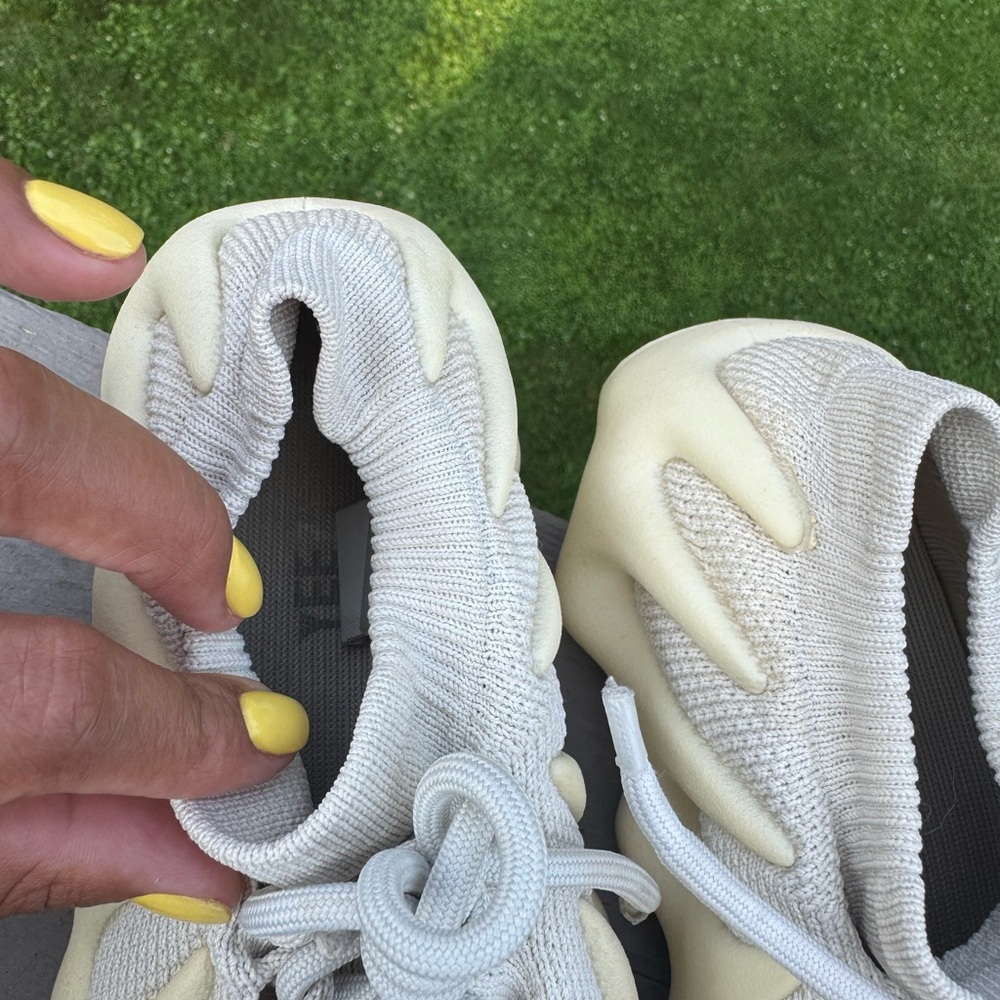 yeezy sneakers • size 4 men - Picture 11 of 11